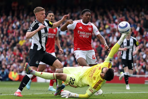 Arsenal vượt qua Newcastle với chiến thắng 1-0 nhờ màn trình diễn chói sáng của Declan Rice