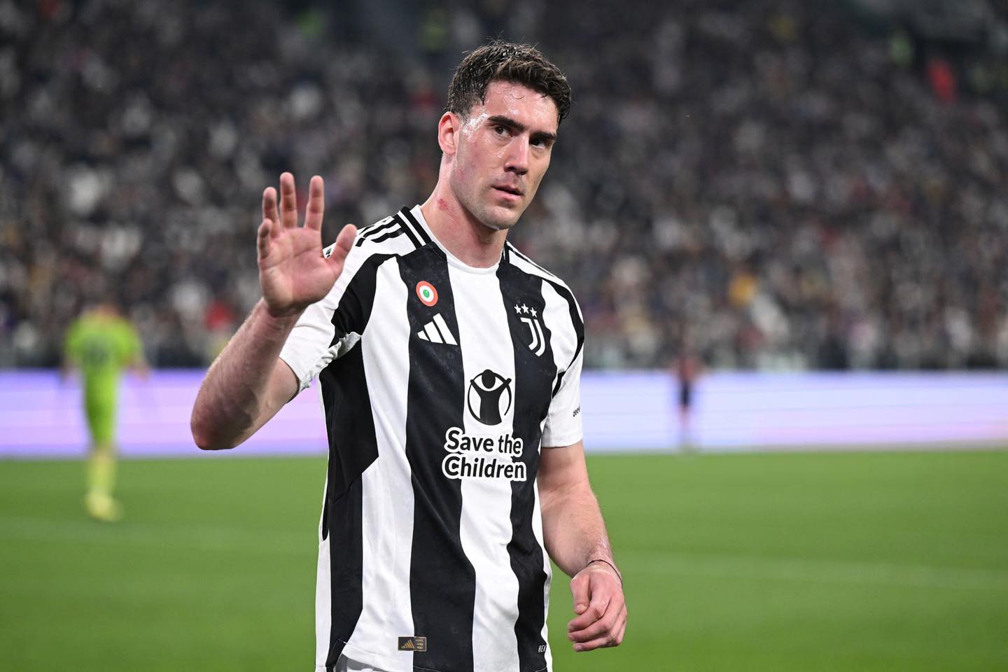Vị thế của Dusan Vlahovic tại Juventus: Từ Kỳ Vọng Lớn Đến Thử Thách Khốc Liệt