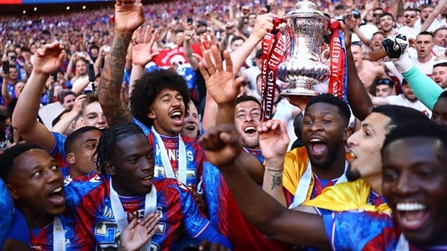 Premier League: Sự Khởi Nghĩa Của Các CLB Trung Lưu Và Sự Sụp Đổ Của Big Six?